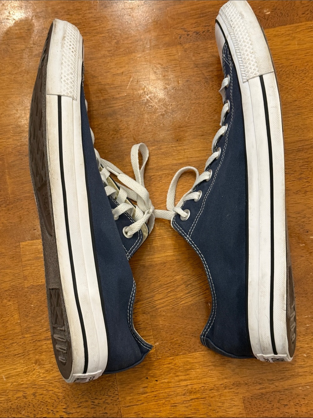 Converse Navy and White Low-Top Canvas Sneakers size 16